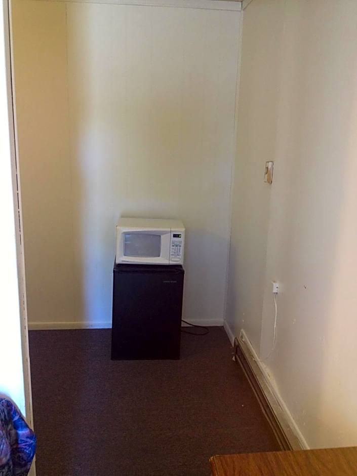 Budget Inn