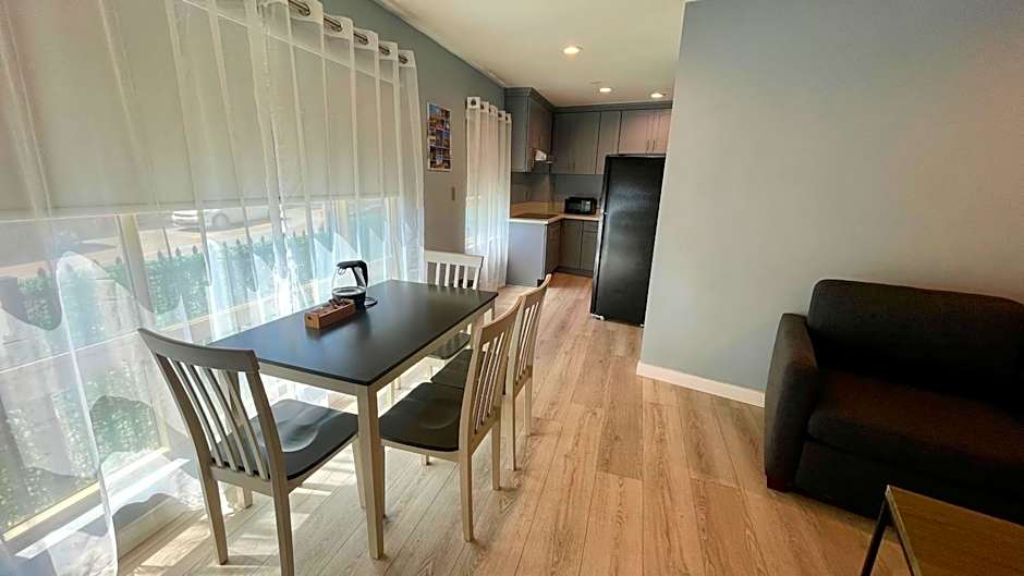 Quintessence ApartHotel