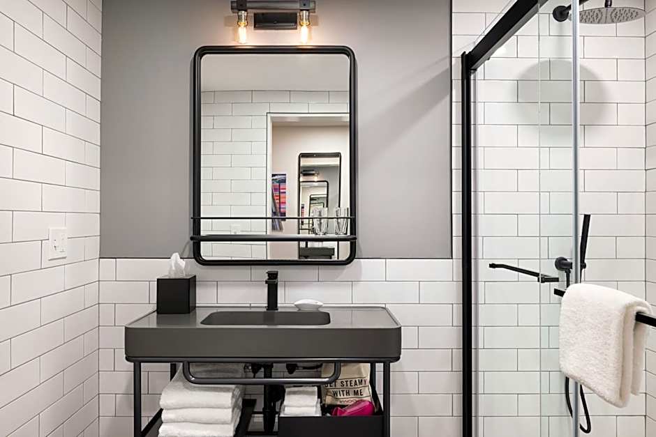 Moxy Halifax Downtown