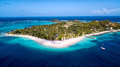 Palm Island Resort & Spa