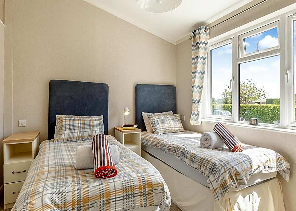 Larkrise Farm Lodges