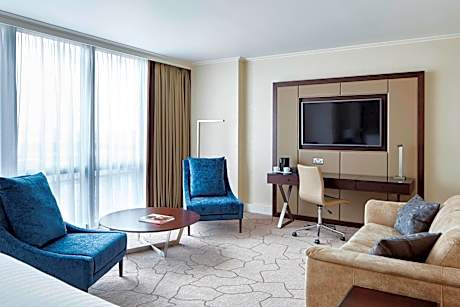 Studio Suite with Lounge Access