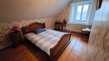 Single Room with Bathroom