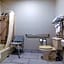 SureStay Plus by Best Western Topeka Northwest
