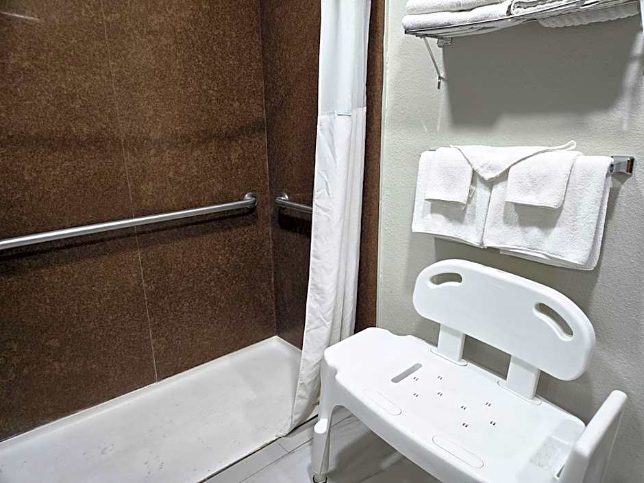 TownHouse Extended Stay Hotel Downtown