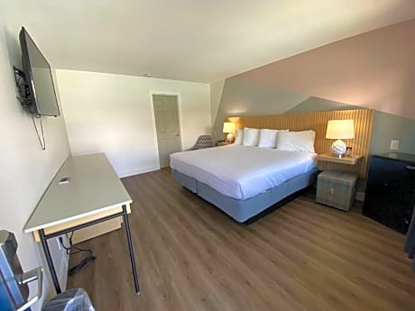 King Room - Disability Access