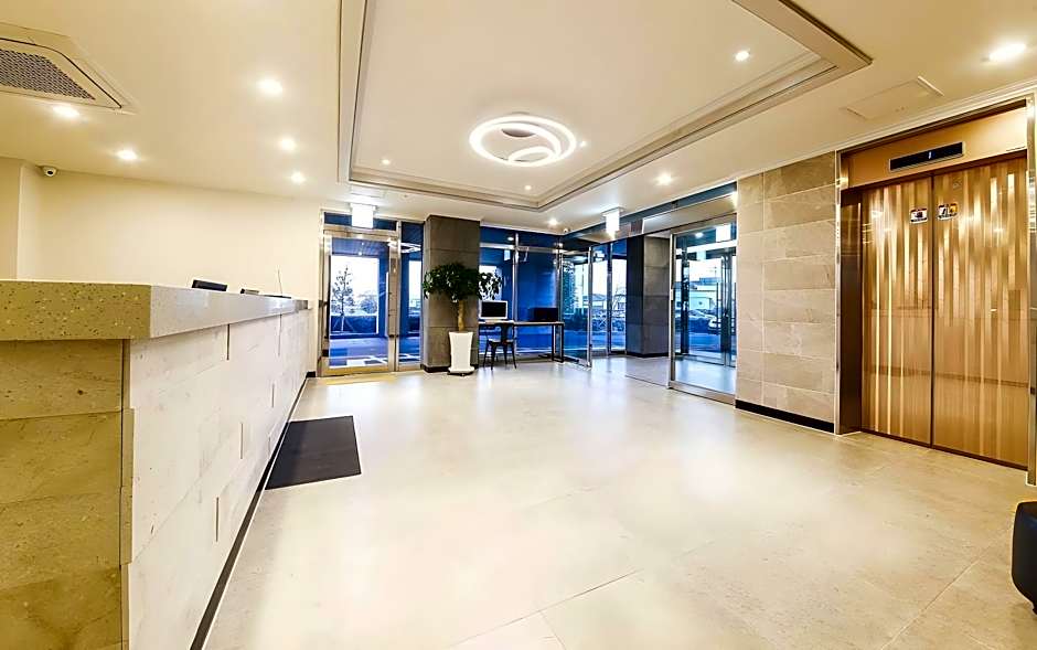 Sunrise Hotel Seopjikoji