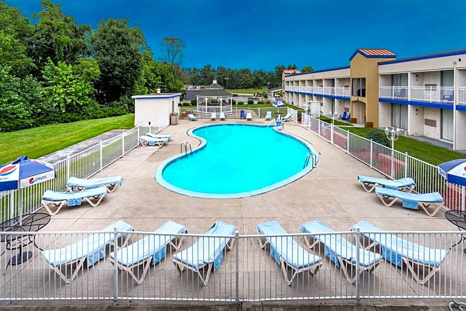 Days Inn By Wyndham Carlisle
