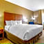 Comfort Inn & Suites Mccomb