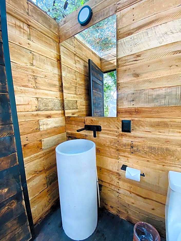 Hotel Oxú Solo adultos