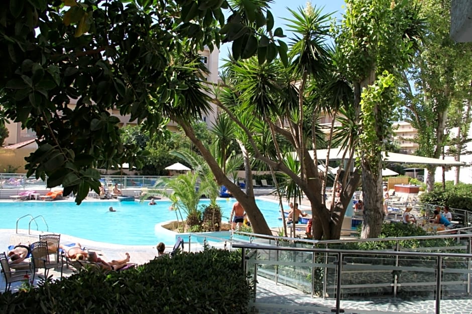 The Residence Suites - Adults Only