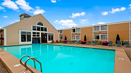 Best Western Merry Manor Inn