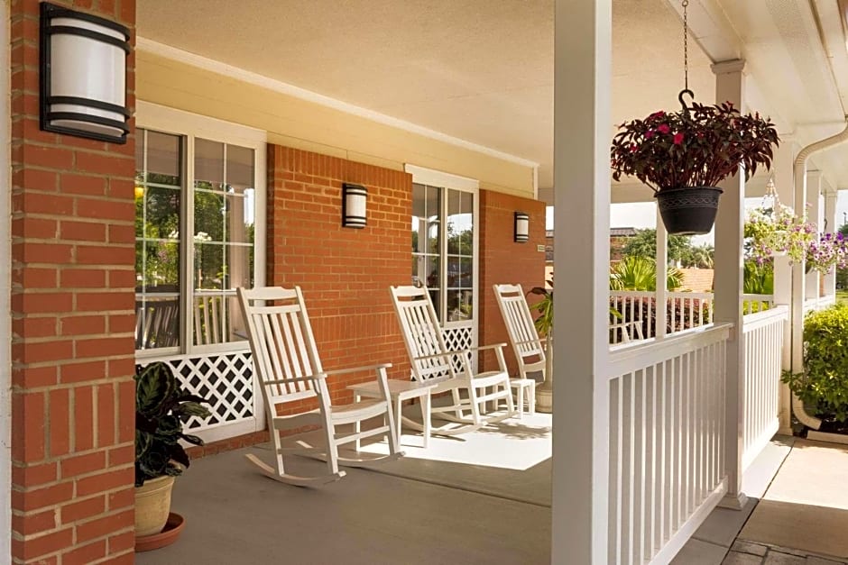 Country Inn & Suites by Radisson, Covington, LA