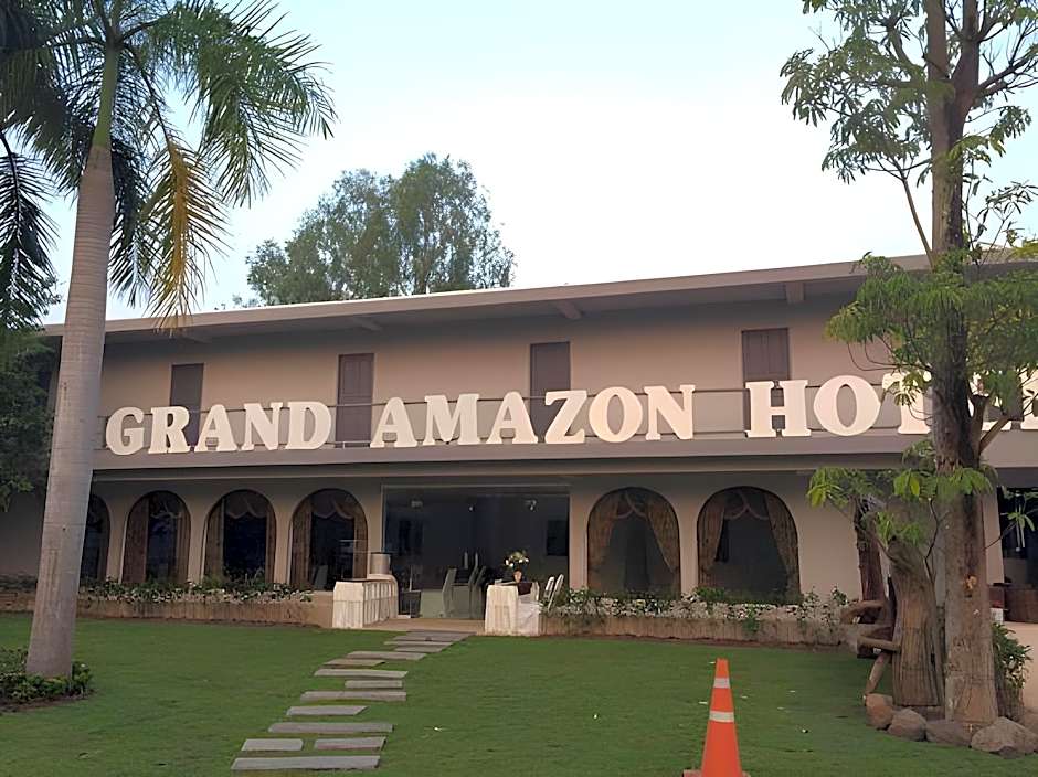 Grand Amazon Hotel