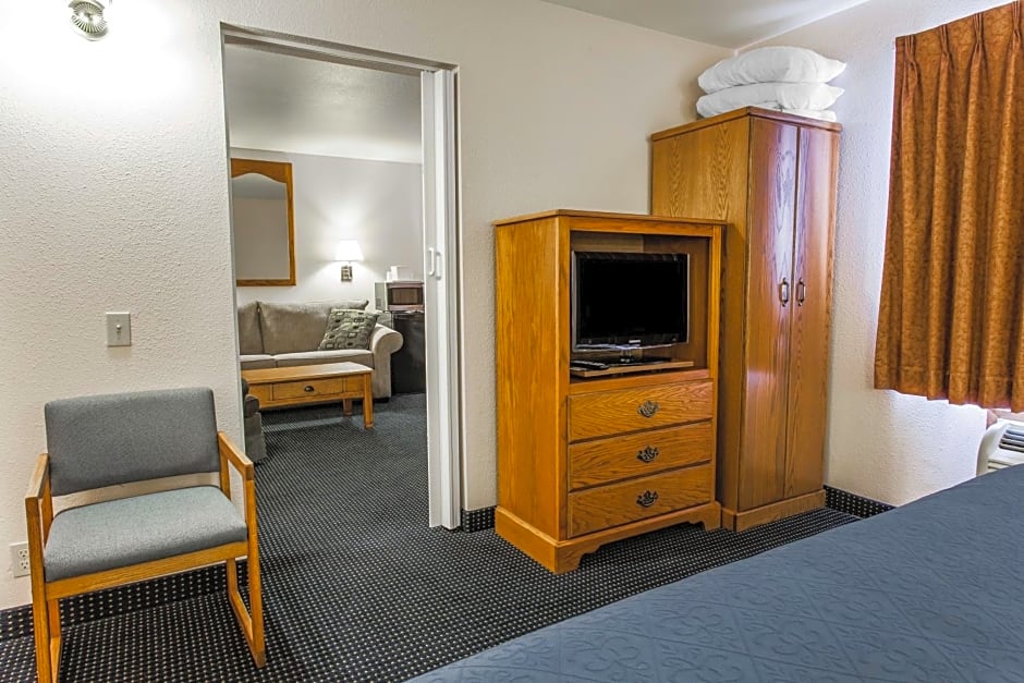 Quality Inn & Suites Goldendale