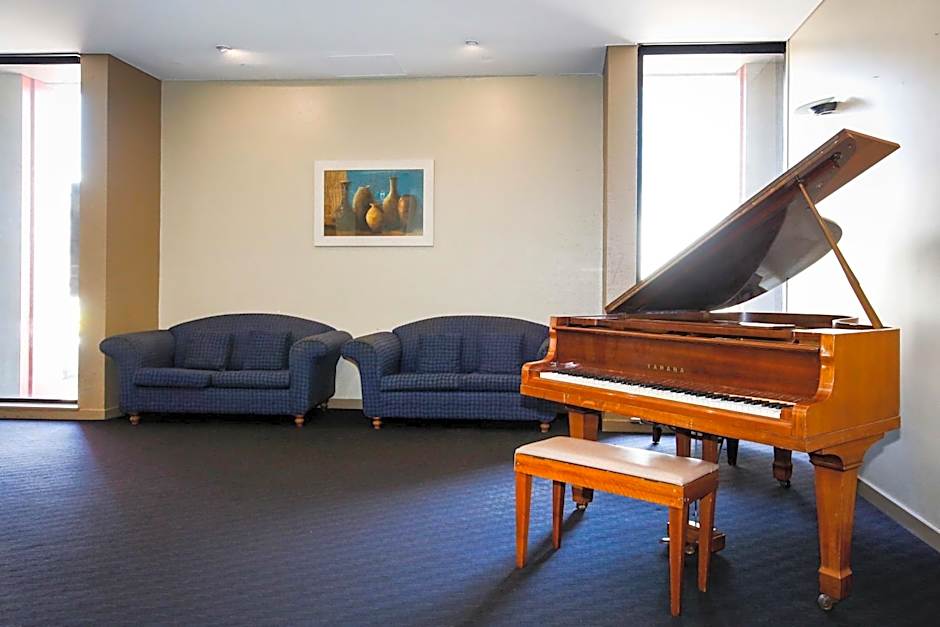 Madison Plaza Townsville