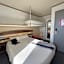FastHotel Montpellier Ouest - Un Hotel FH Classic