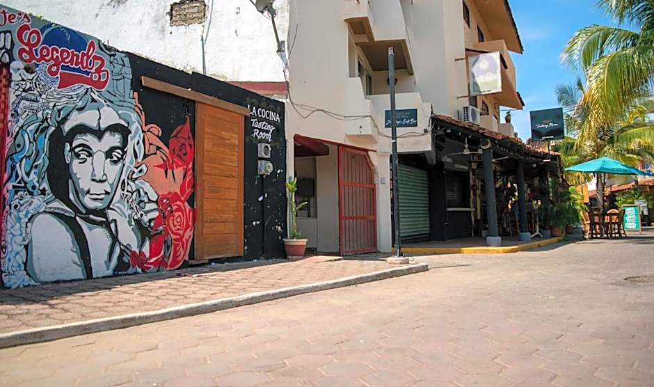Isabel Suites