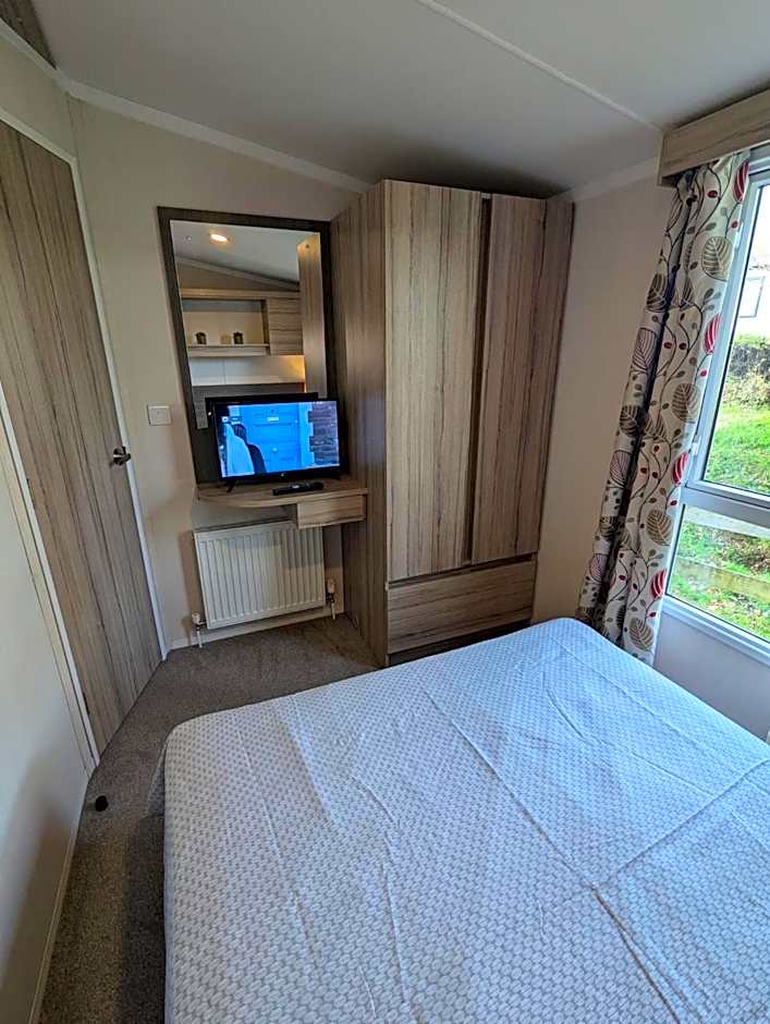 Swift Loire Holiday Home sleeps 6 Haven Littlesea