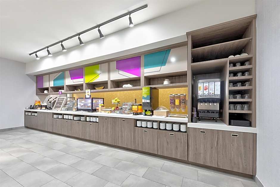 Home2 Suites by Hilton Paris