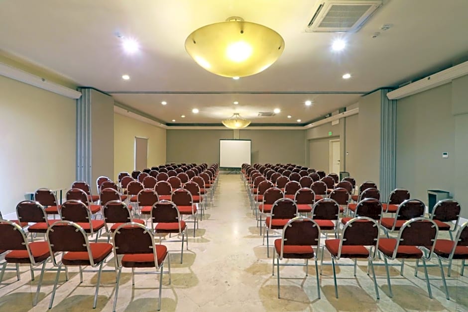 Holiday Inn & Suites Guadalajara Centro Historico By IHG