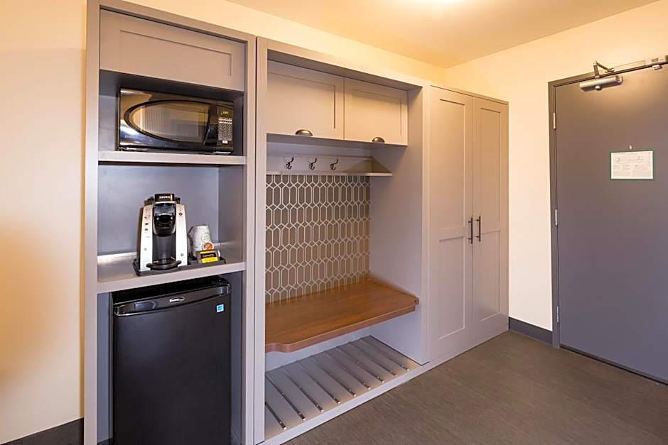 Holiday Inn Kalamazoo West By IHG