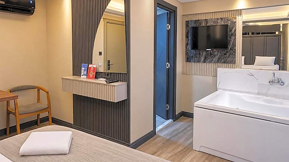 TALLES CITY HOTEL