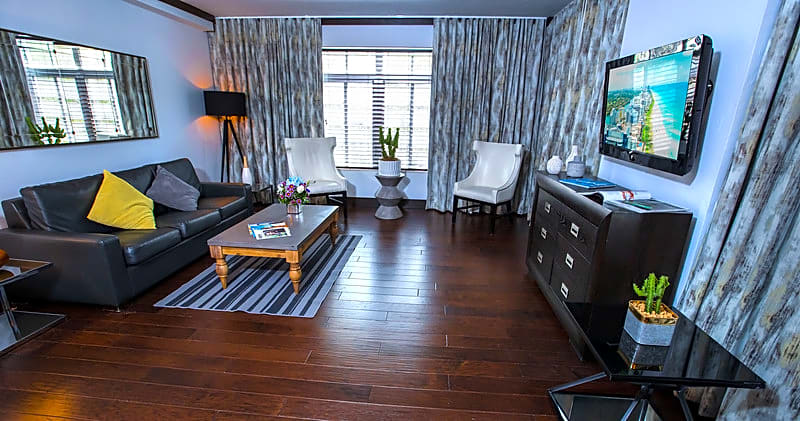 Lincoln Arms Suites