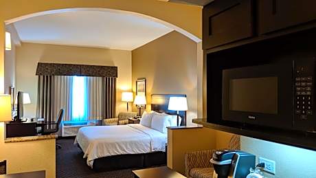 1 King Suite