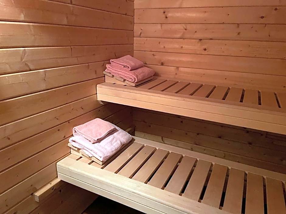 Casa Job - Gasthaus - Sauna, Whirlpool - Trun