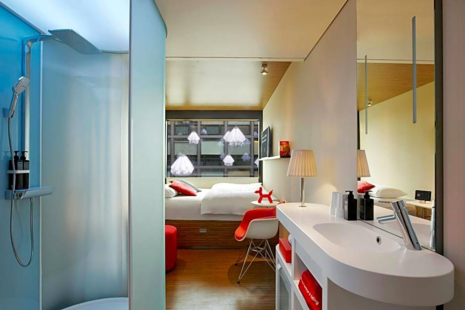 citizenM Tower of London