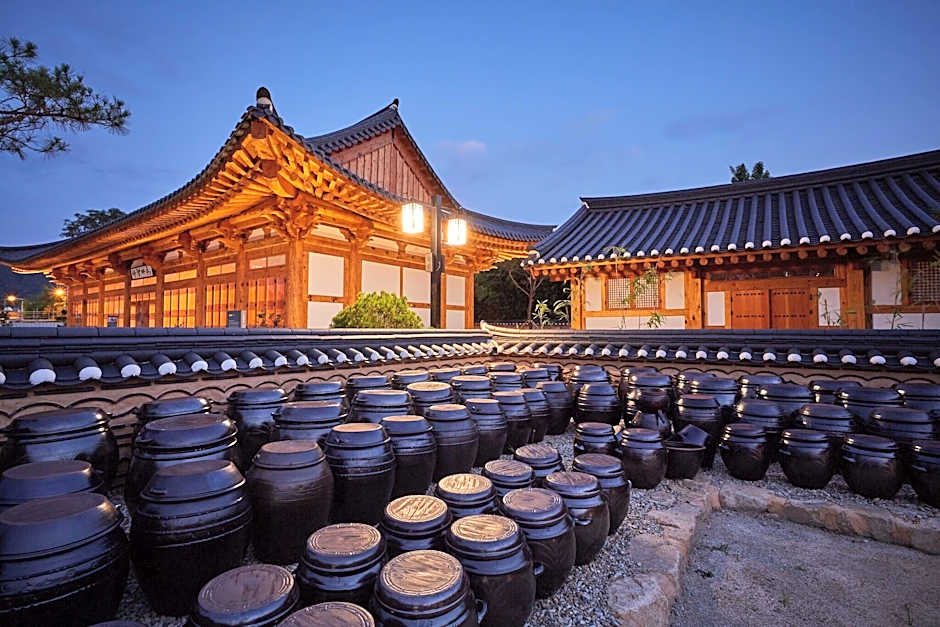 Hanok Hotel Namwonyechon By Kensington
