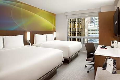 Park Plaza Deluxe King Room with Two King Beds