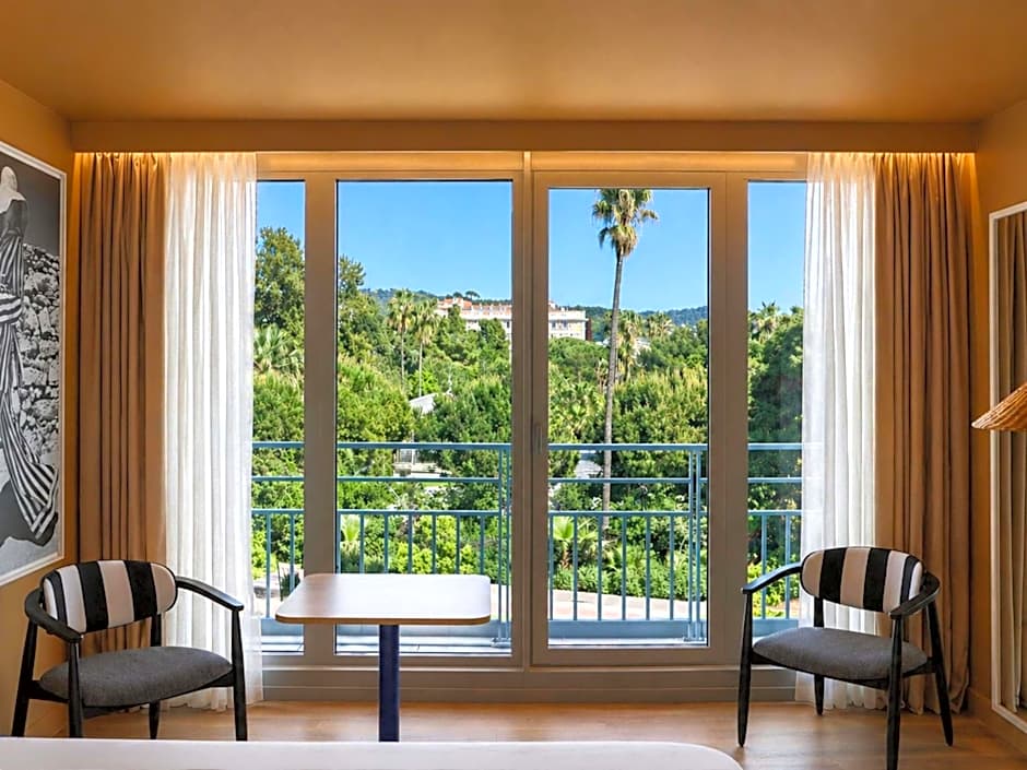 Mercure Nice Promenade Des Anglais