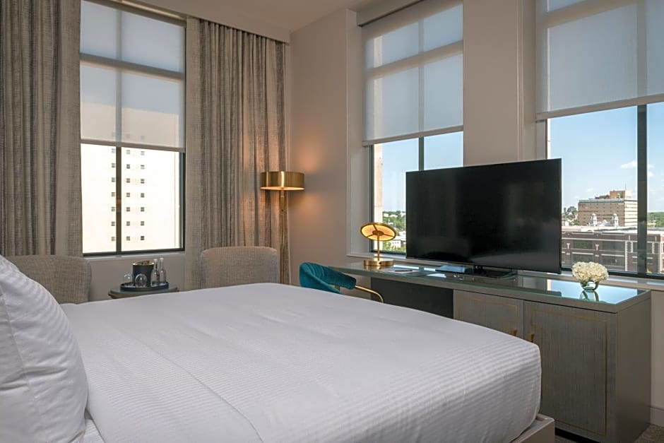 Tulsa Club Hotel Curio Collection By Hilton