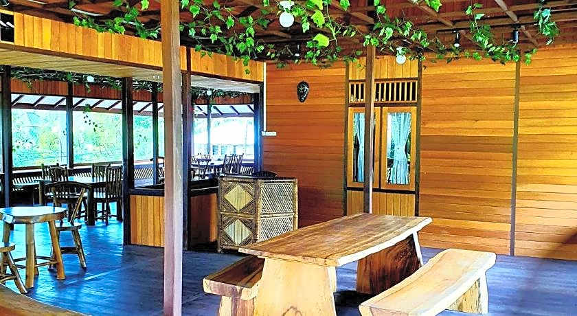 Hotel Besar Bulan Baru