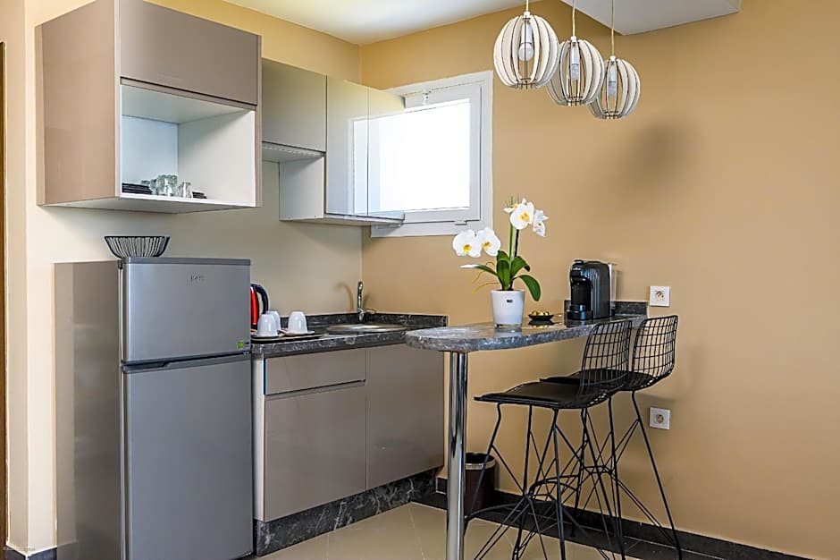 PLAYA DEL PACHA Suites Hotel