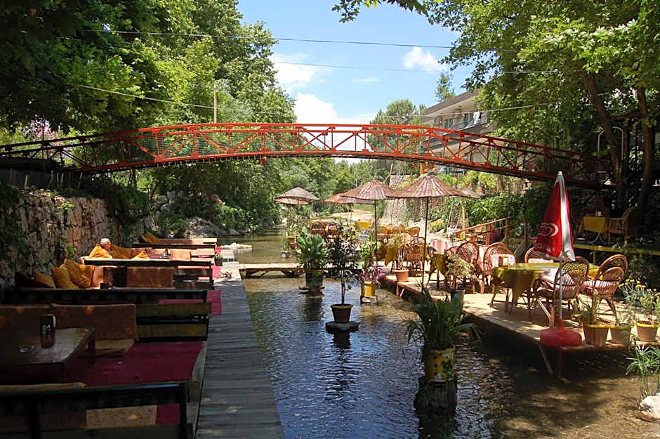 Arikanda River Garden Hotel