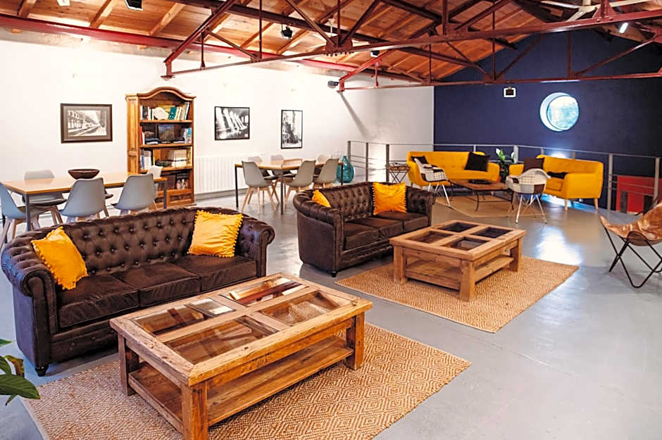 Hospedium Hotel La Parada del Compte