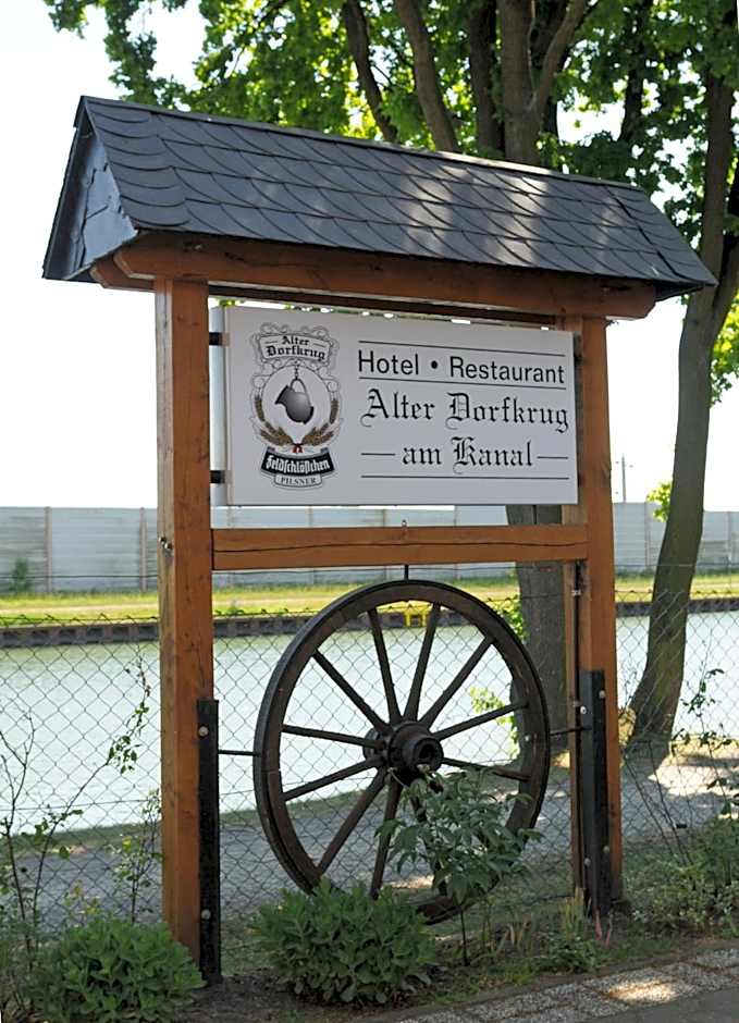 Alter Dorfkrug Am Kanal
