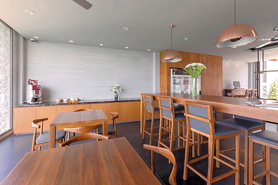 X10 Seaview Suites at Panwa Beach