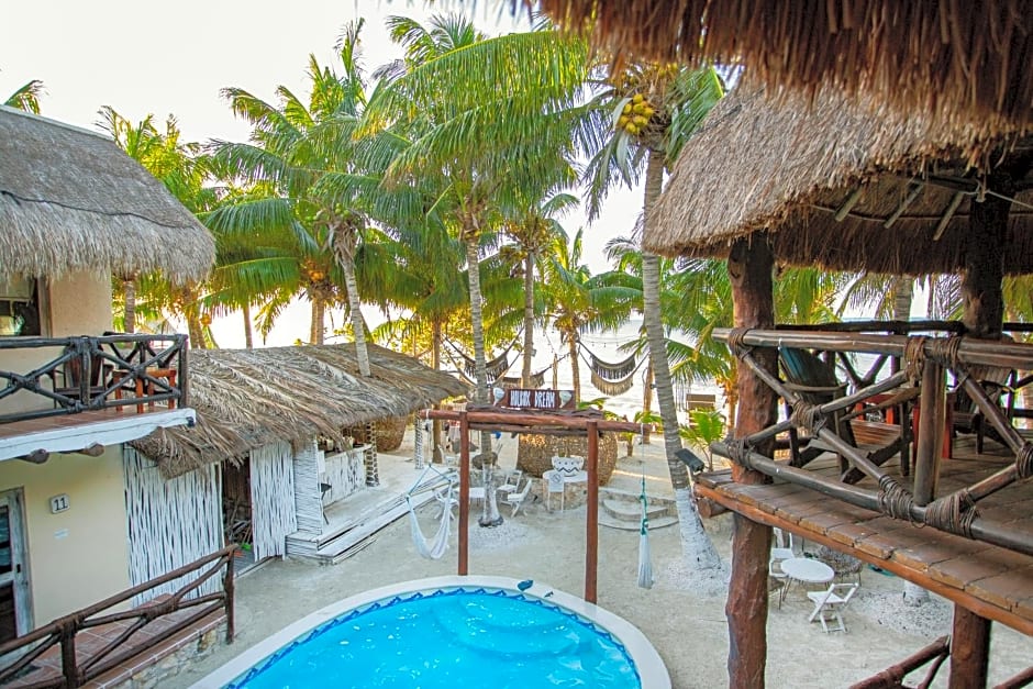 Holbox Dream Beachfront Hotel