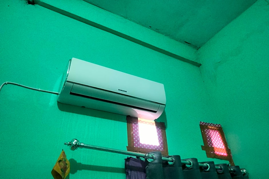 Hotel O Nany Asoka Syariah Near Anyong Cafe Studio