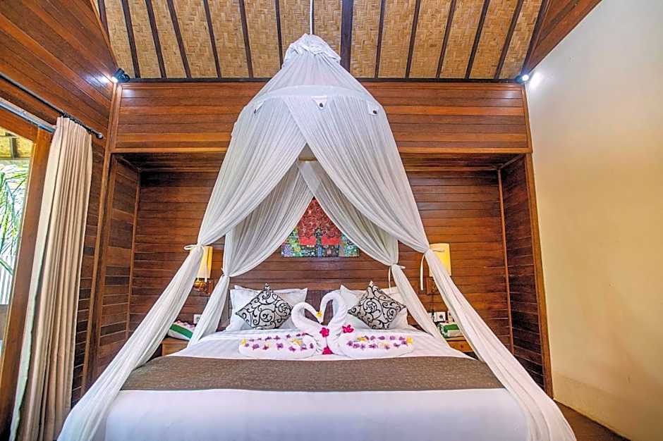 D'Muncuk Huts Lembongan