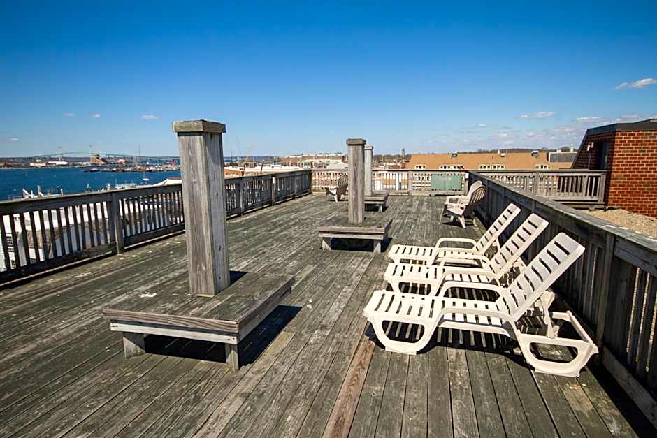 Wyndham Inn on the Harbor