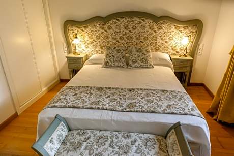 Double or Twin Room with Garden View