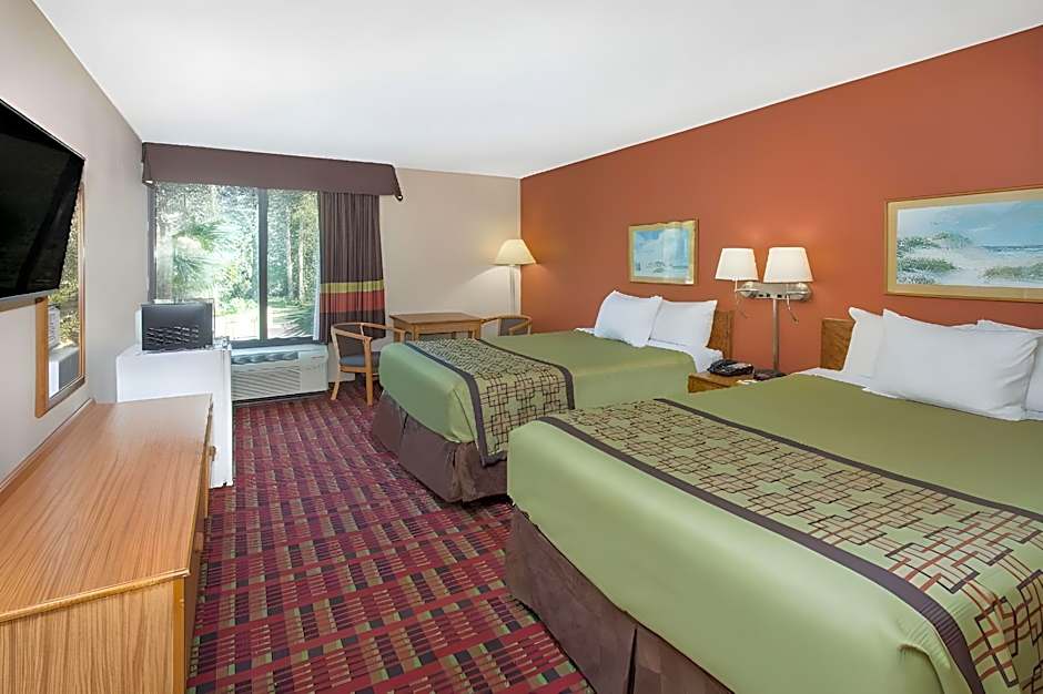La Quinta Inn & Suites by Wyndham Myrtle Beach