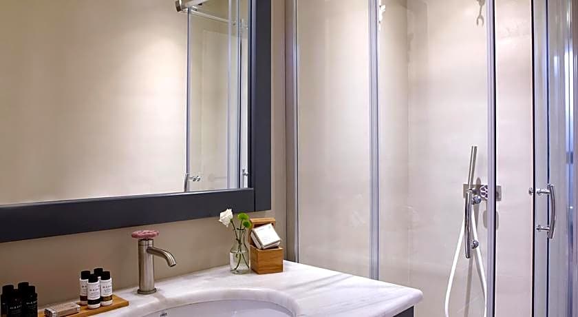 Apollon Library Suites