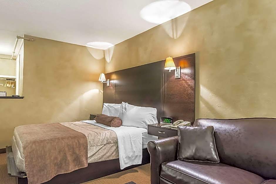 Quality Hotel & Conference Centre