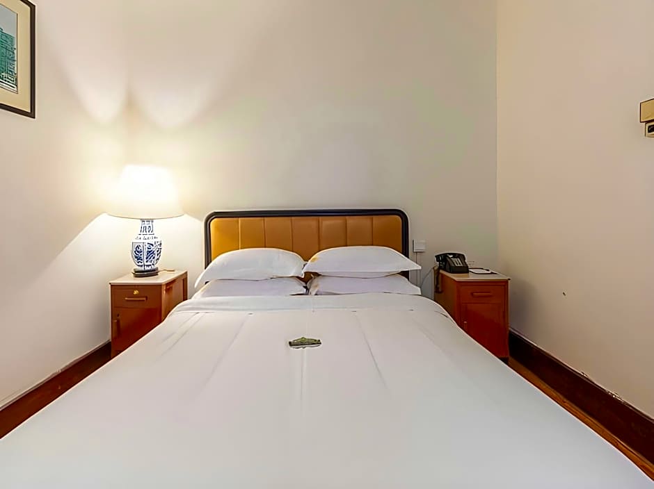Guangzhou Aiqun Hotel